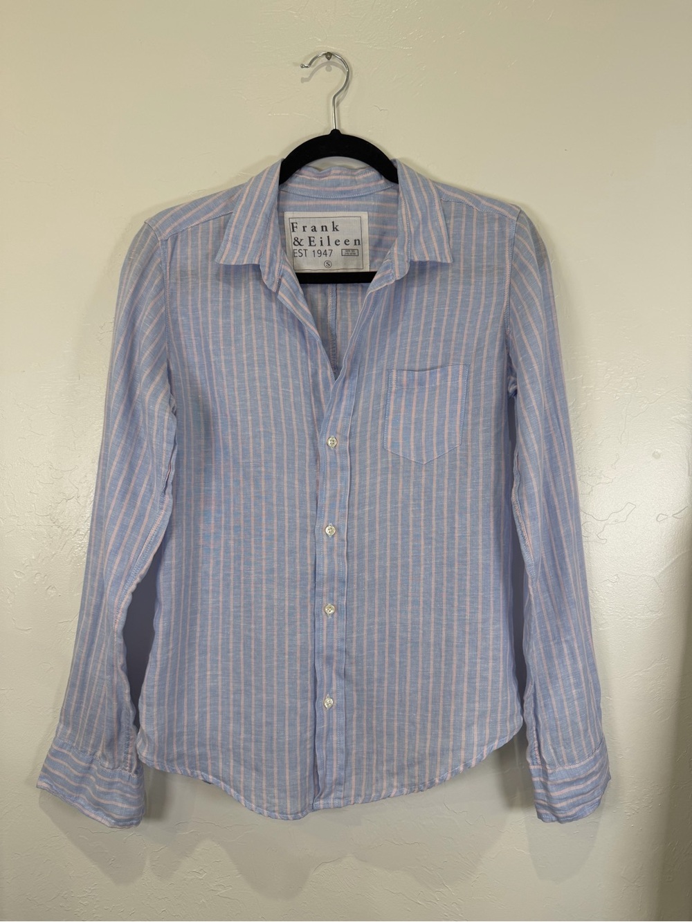 Frank & Eileen 100% linen Barry blue and pink striped button down shirt sz Small